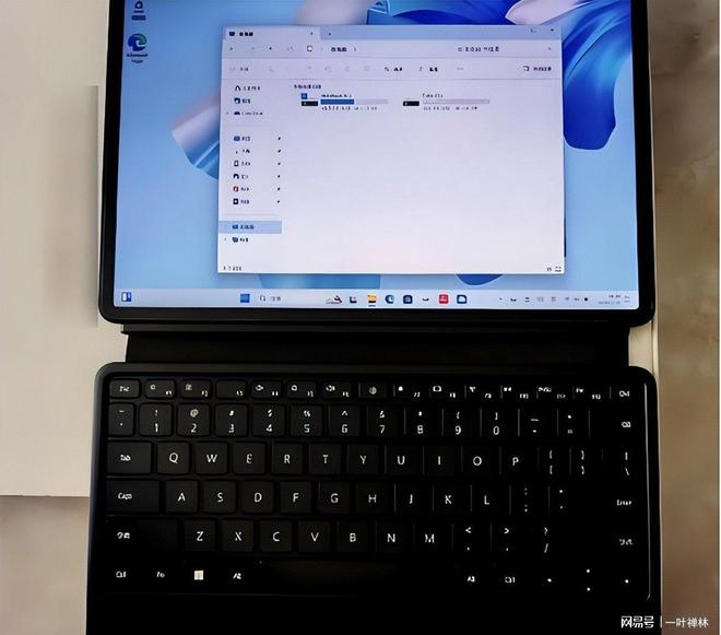 蒙二合一出现之前人们走了多少弯路?pg模拟器平板电脑能够二合一吗?鸿(图9) 蒙二合一出现之前人们走了多少弯路?pg模拟器平板电脑能够二合一吗?鸿(图9)